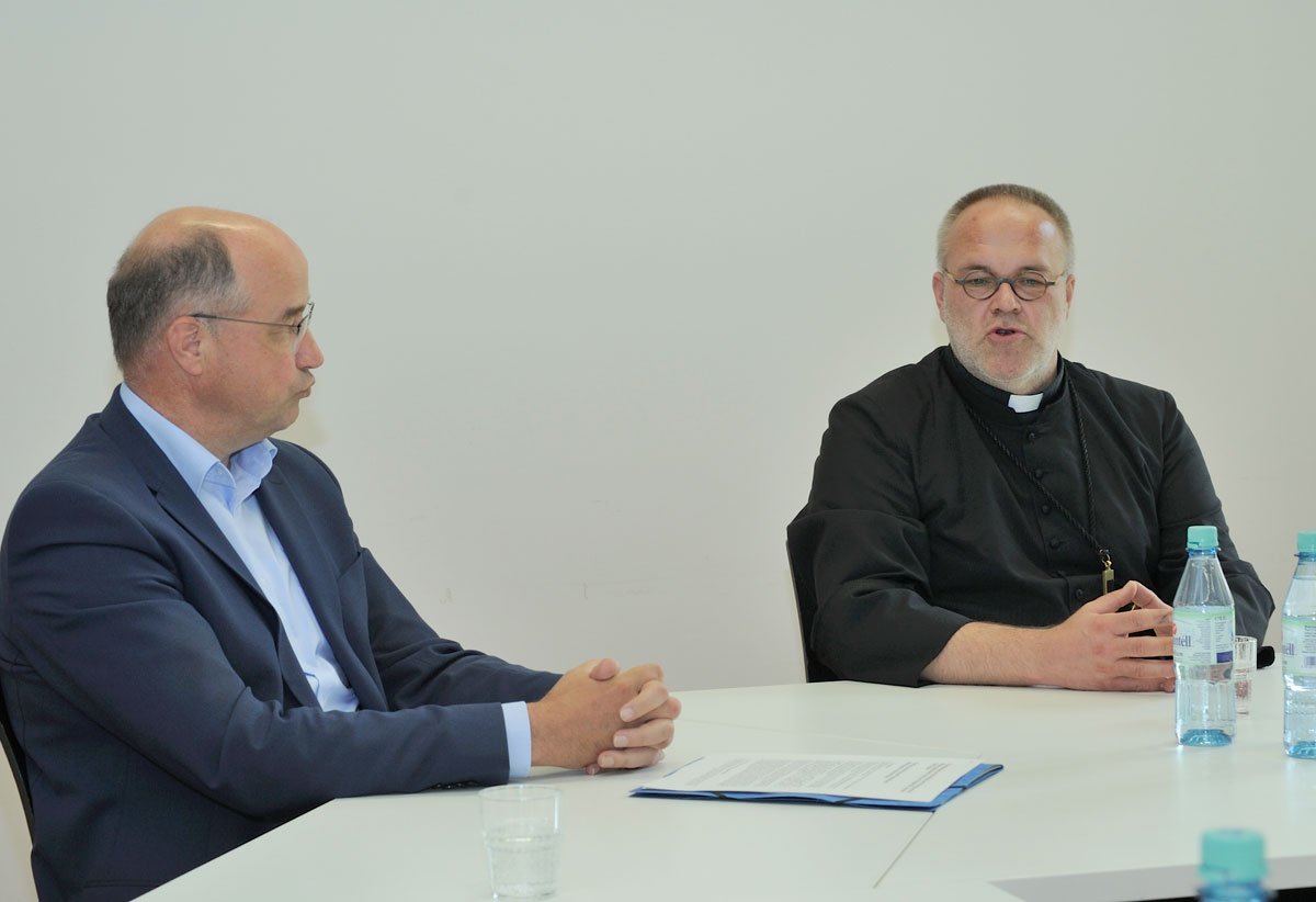 Norbert Nießing mit Pater Felix Rehbock OMI