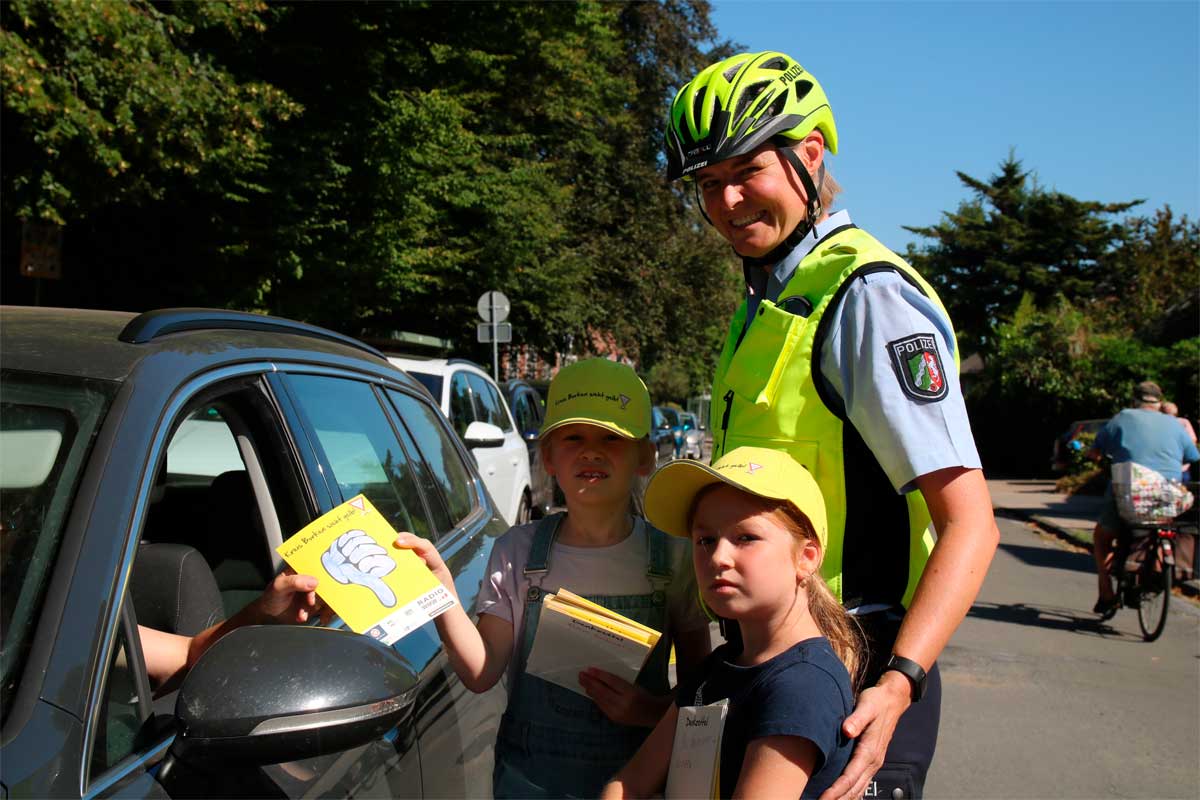 „Kreis Borken sieht gelb“ – Verkehrsaktion für sicheren Schulweg